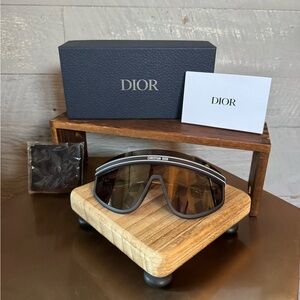 Dior Club M2U blue sunglasses